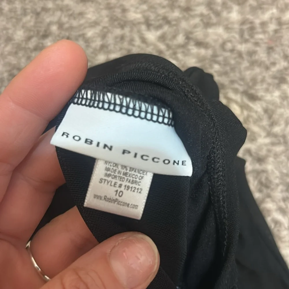 Robin Piccone Women's Black Malia Ruffle Plunge One-Piece Swimsuit Size 10 - Picture 5 of 5